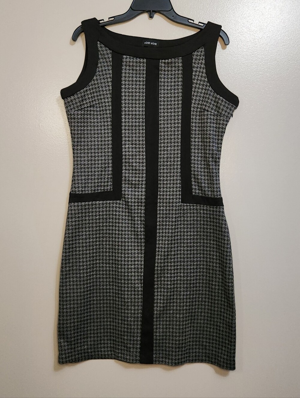 Voir Voir Sleeveless Black & Gray Houndstooth Sheath Dress Size 10